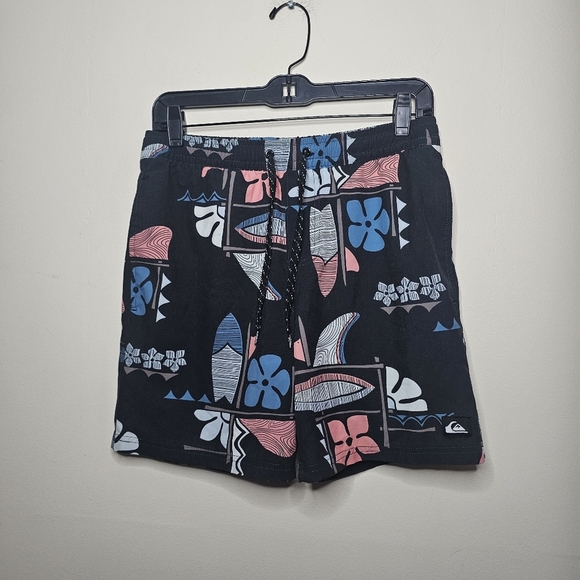 Quicksilver Lined Board Shorts Size Small - Picture 2 of 7